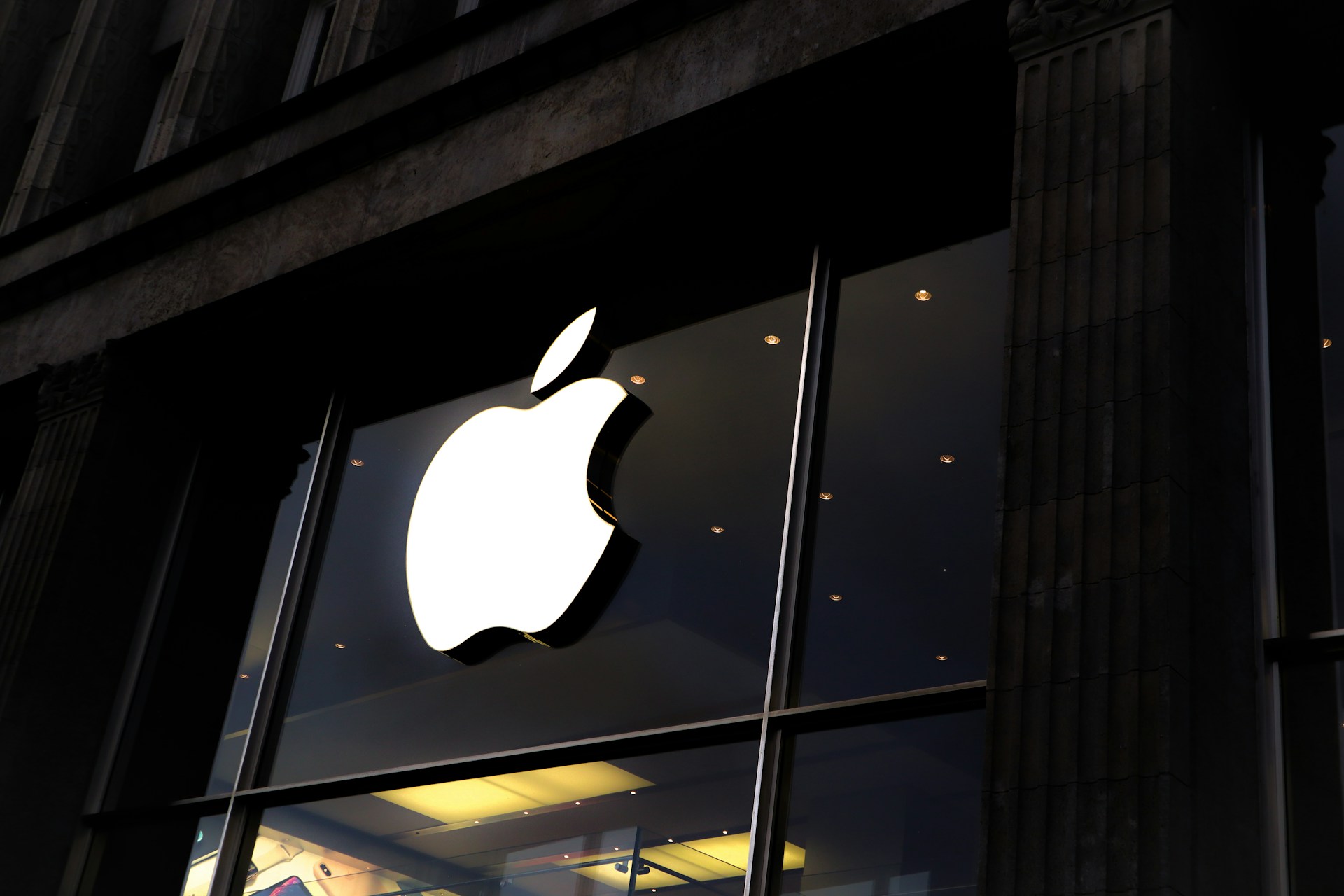 Чому мільйони iPhone не отримають оновлення iOS 27.1