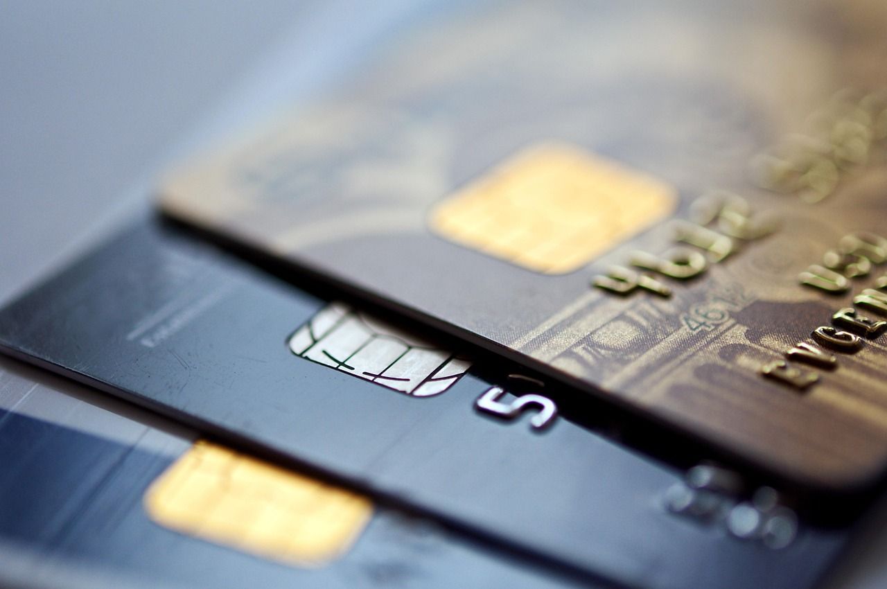 カード転送の制限は、その量を1か月あたり800億を減らしました-NBU