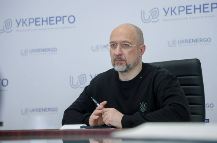 Відключень буде менше: кого це стосуватиметься — міністр енергетики