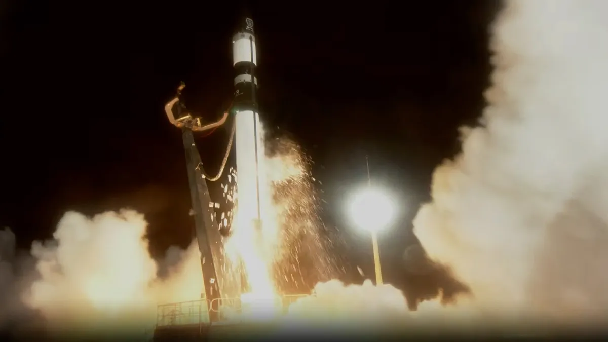 Rocket Lab запустила на орбиту спутник для борьбы с космическим мусором ...